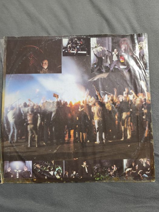 Грамофонни плочи с рок и метъл музика