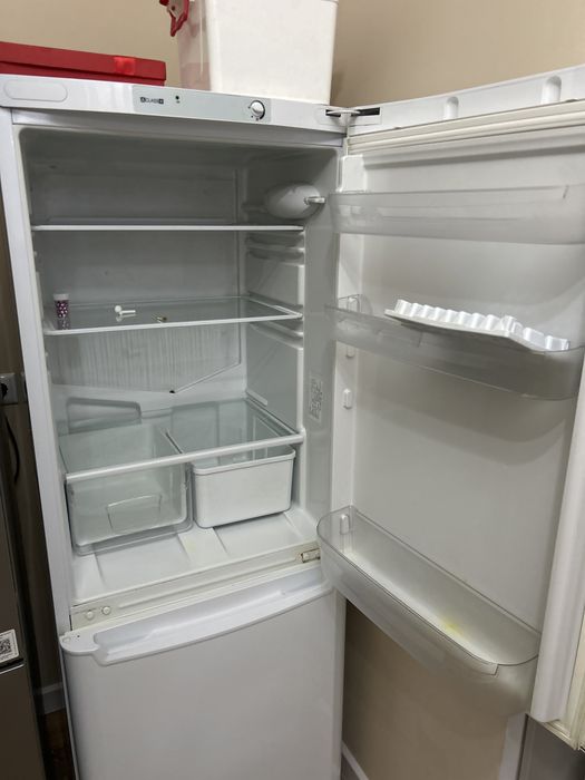 Продается холодильник