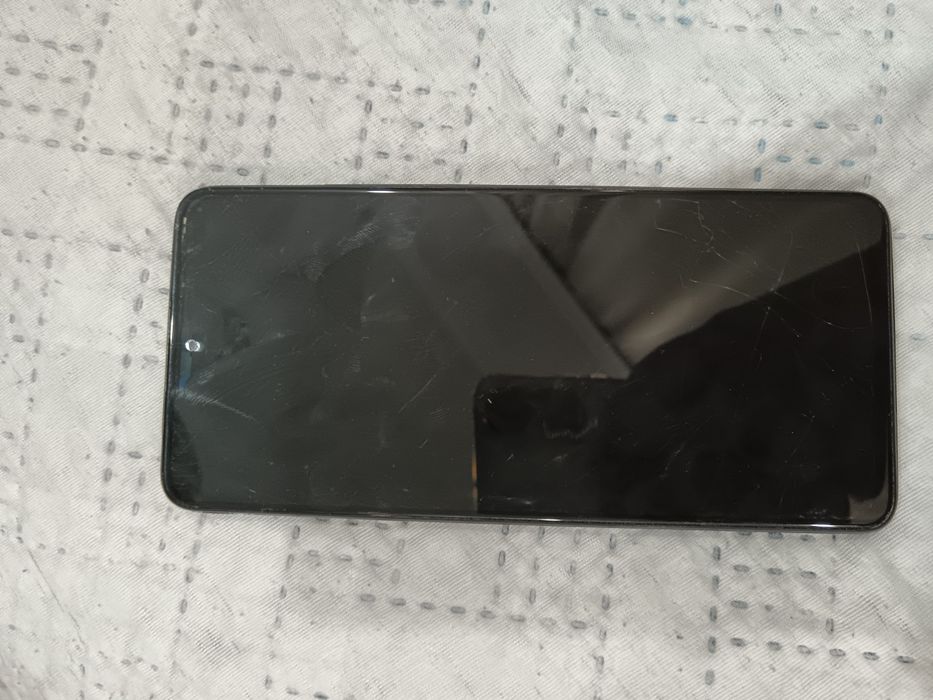 Редми note 11 Pro продаётся срочно менять только дисплей