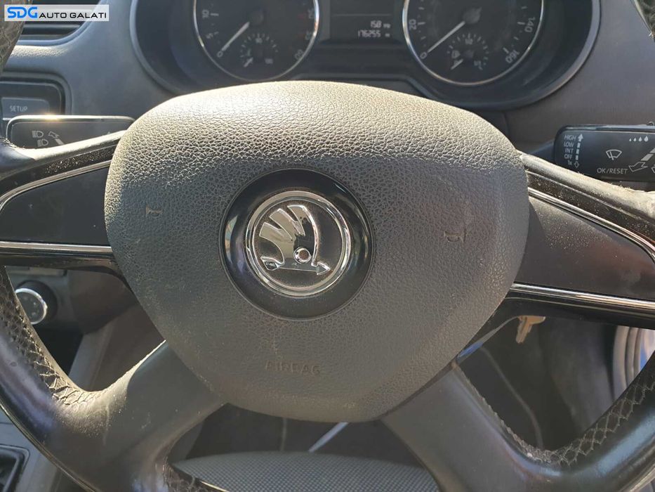 Airbag de pe Volan in 4 Spite Skoda Octavia 3 2013 - 2017 Cod 3T0880201F [C7972]