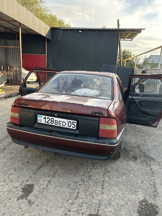 Опел вектор 1991жылғы