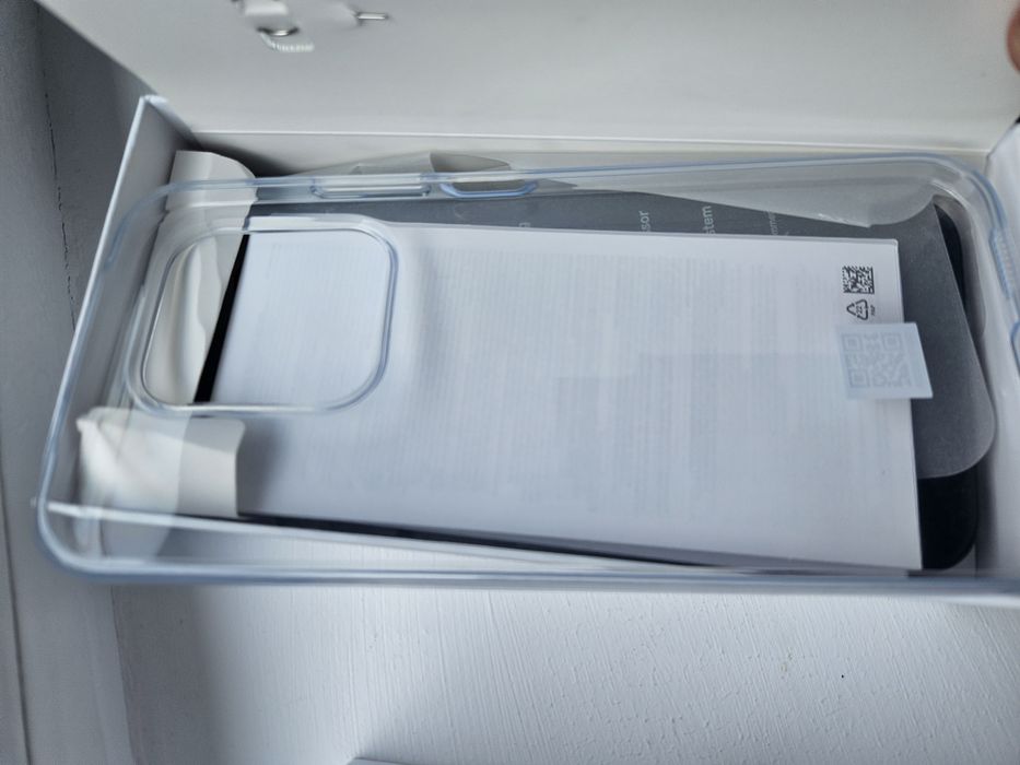 Redmi 15 c 8 GB ram,  memorie 256 GB 6000 mh sigilat