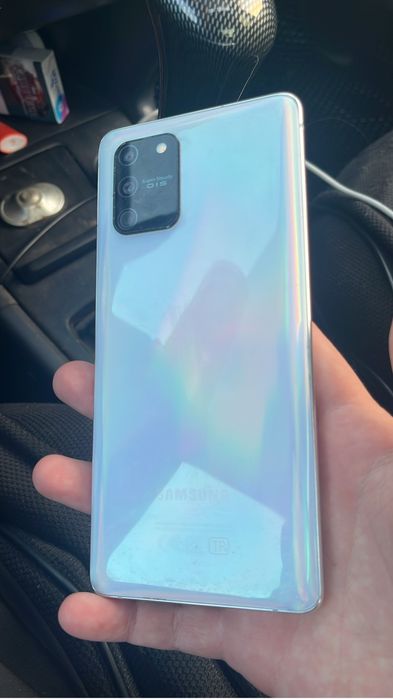 Продам самсунг s10 lite