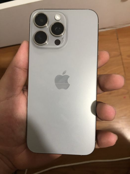 Vand schimb Iphone 15 pro max