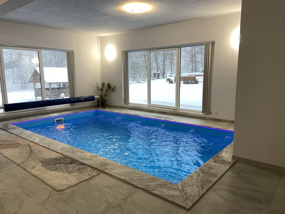Piscina / ciubar