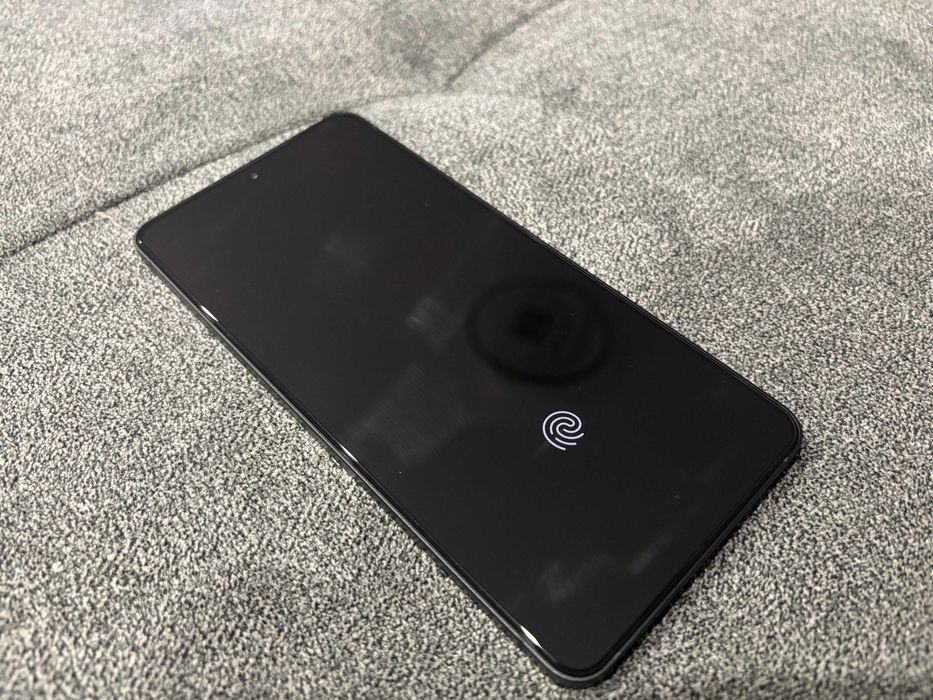 Samsung Galaxy S25 Edge 256GB възможен и бартер