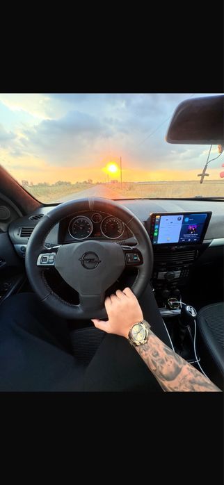 Opel Astra H GTC
