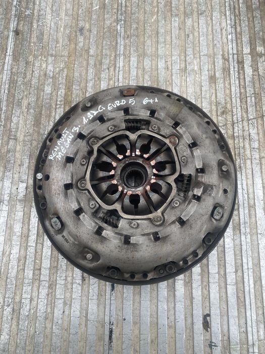 Volanta placa disc Renault Megane 3 1.9 DCI Pret 800 lei masa dubla
