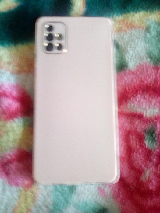 Продам телефон  в отличном состоянии