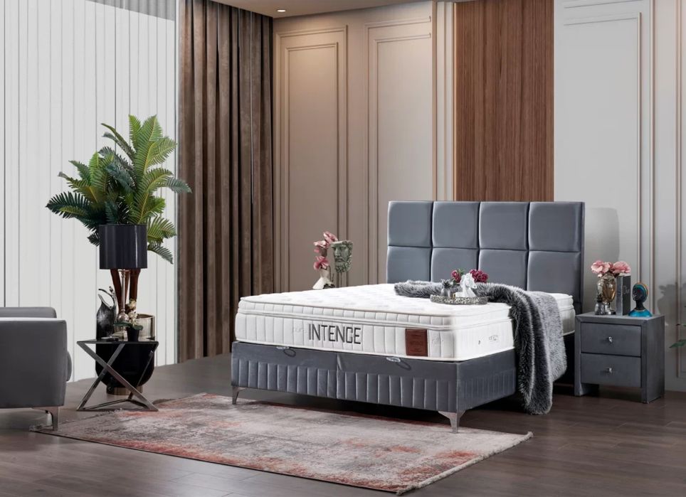 Тапицирано легло Intence