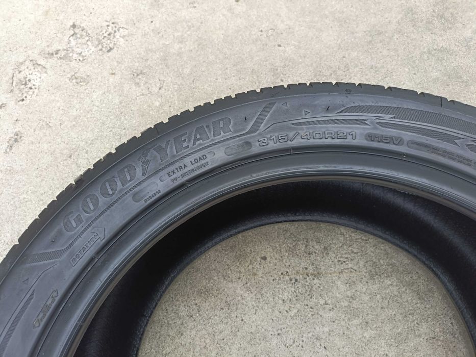O anvelopa noua de iarna 315 40 21 goodyear ultragrip performance 3 dot 2625