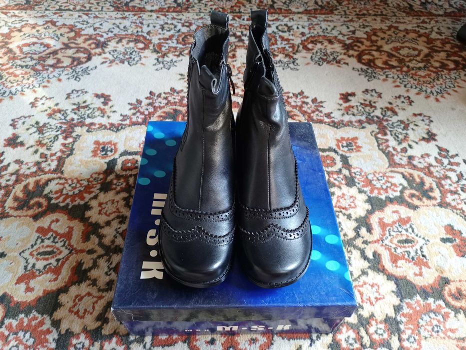 Продам женские полусапожки