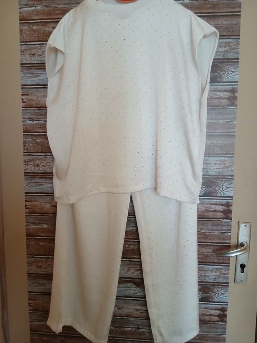 Дамски сатенен комплект М