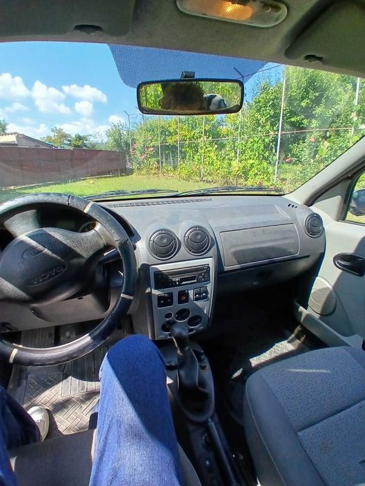 vand dacia logan