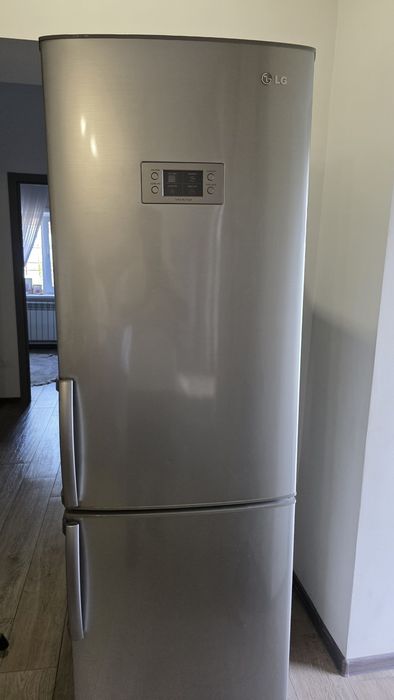 Холодильник LG  GA-B409ULQA