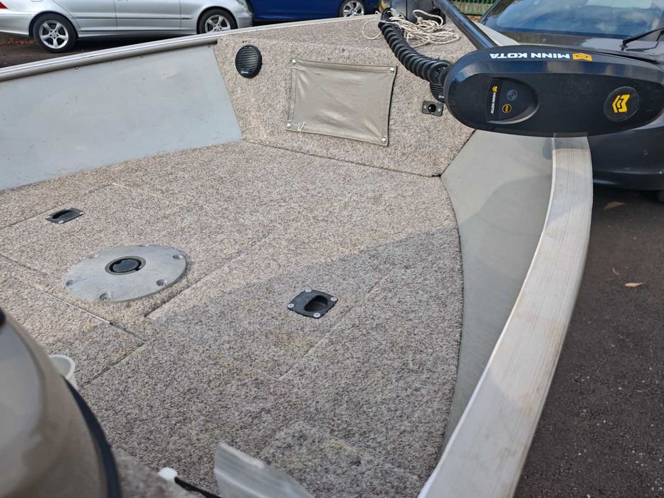 Tracker Boat Super Guide V 14 - Алуминиева Американска Лодка