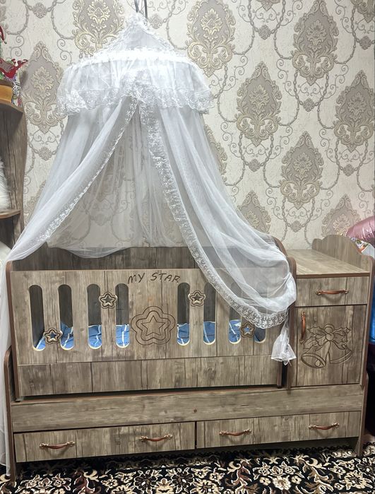 Detskiy kravat va shkaf