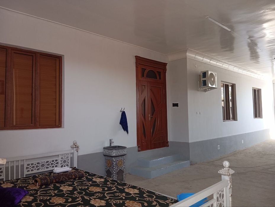 Замонавий ҳовли сотилади