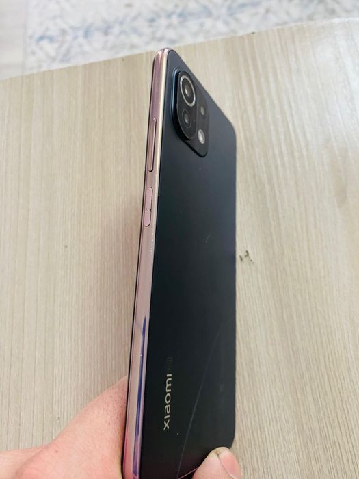 Продам Xiaomi 11 lite NE 5G