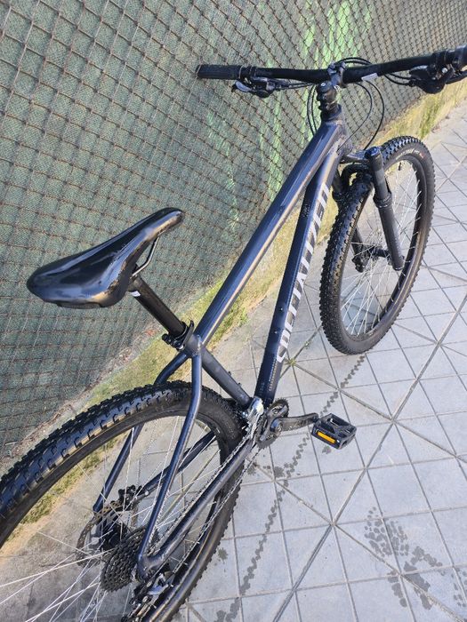 SPECIALIZED ROCKHOPPER  29 цола 2х9 скорости  Shimano, Judy Rockshox