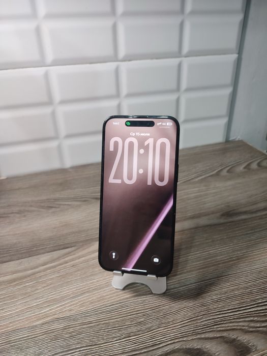 Iphone 14 pro max 1 Trb