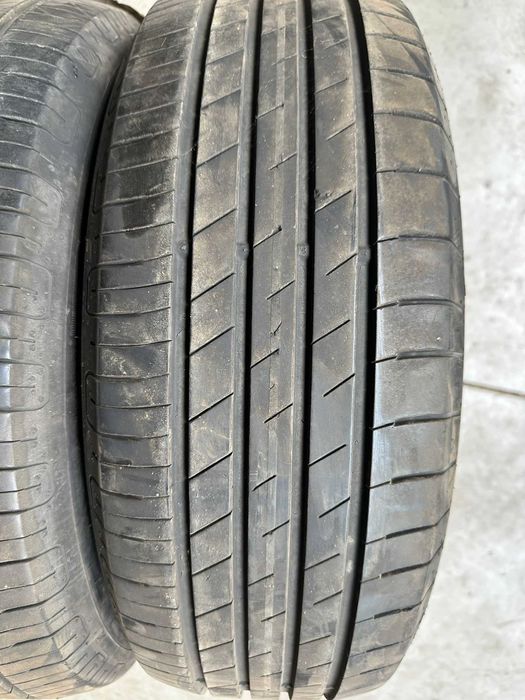 Anvelope vara Goodyear EfficientGrip 215/60 R17