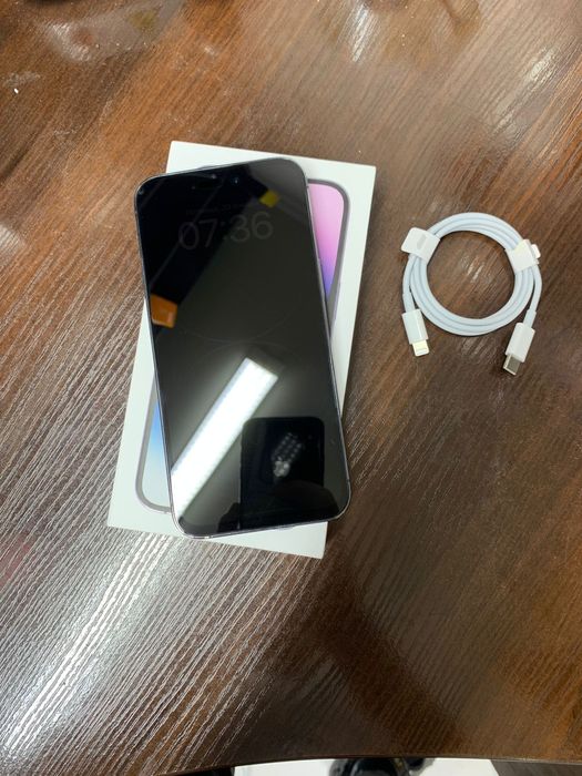 Айфон 14 про макс в отличном состоянии