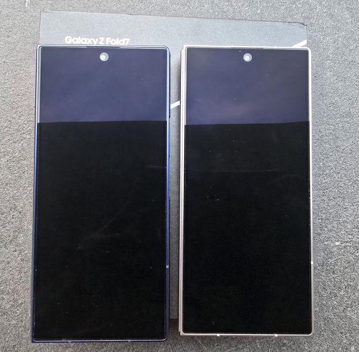 „Samsung Z Fold7 512GB Blue NOU + folie+husă