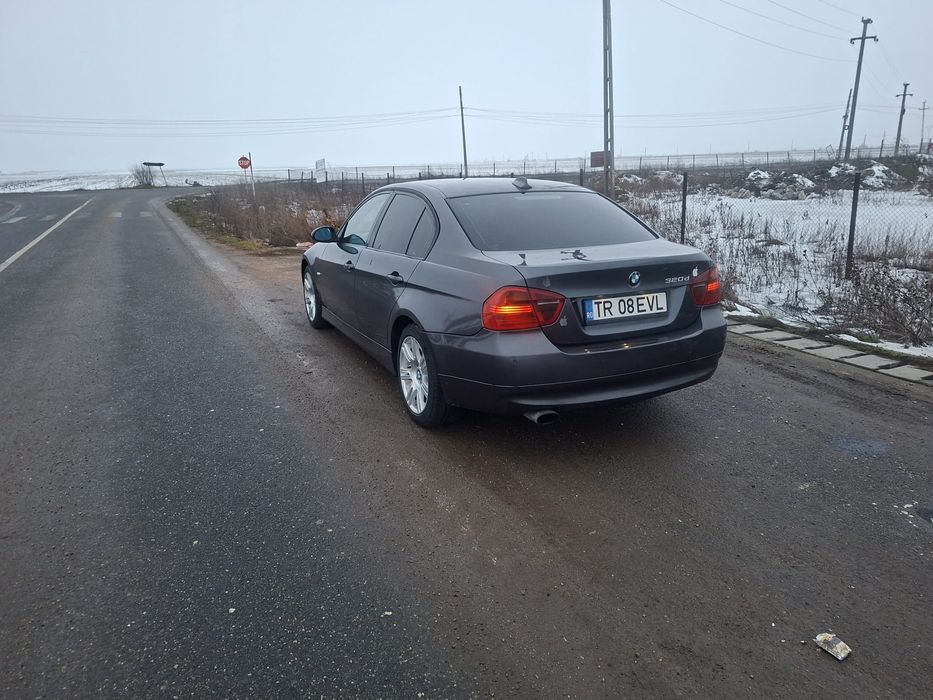 Bmw e90 an 2008 .