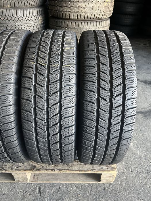 4 jante Renault Trafic/Opel Vivaro+anvelope anvelope iarna 205/65/16C Continental 8.5-9 mm!