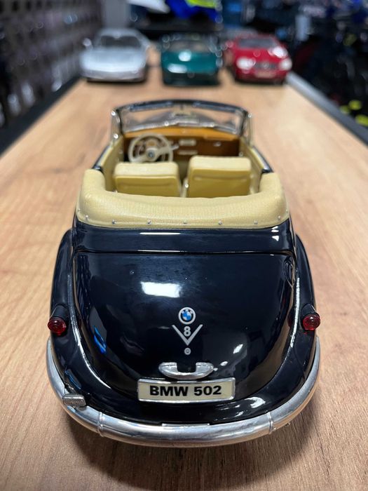 Рядък модел  метална колекционерска количка BMW 507 1955г. 1:18