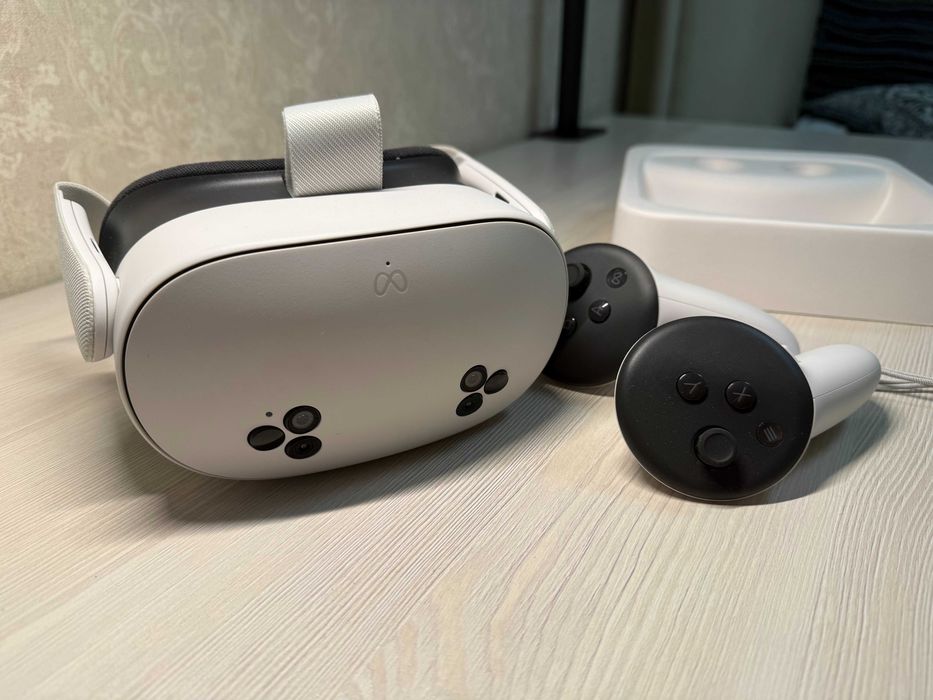 Meta Quest 3 256GB - VR Шлем