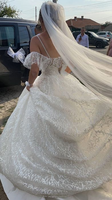 Булчинска рокля.