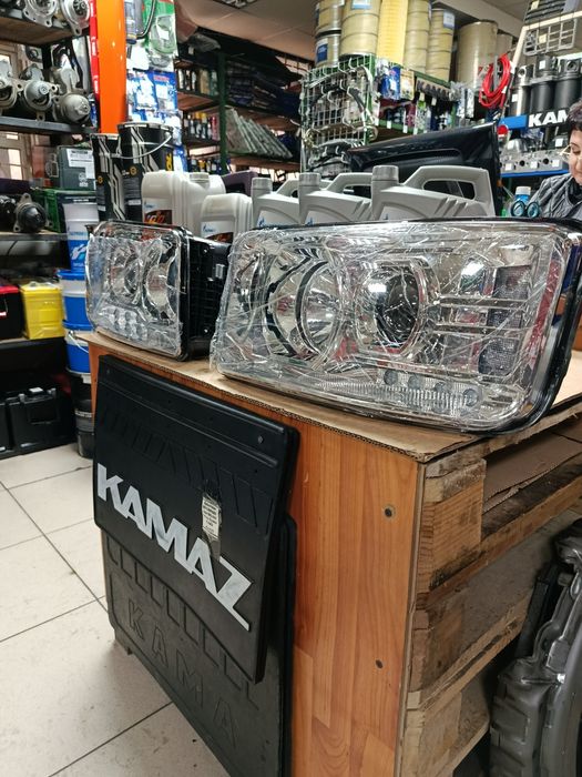 Фара КамАЗ 5490 новая
