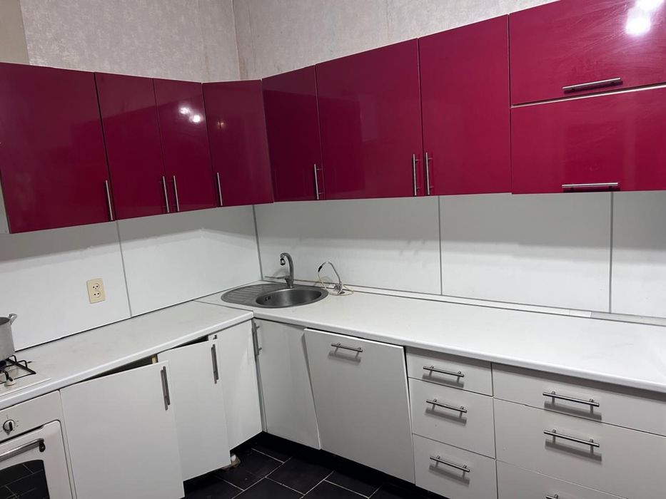 СРОЧНО! Продам кухню