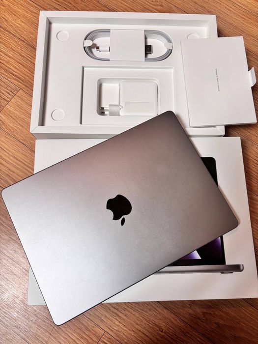 Apple MacBook Pro 14” M2 Pro