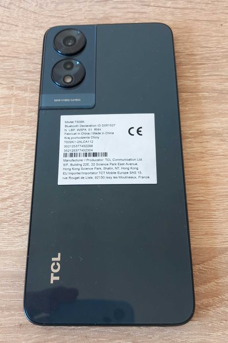 Нов смалтфон TCL 505