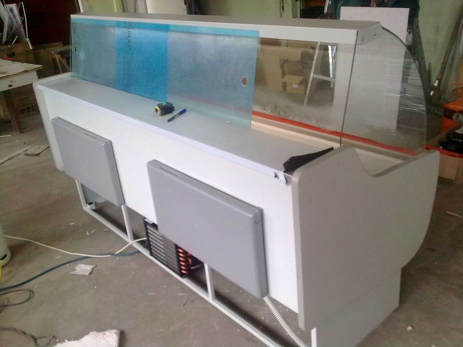 Хладилни витрини .