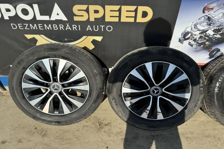 Jante 205/60/R16 6.5Jx16H2 ET44 A1774010000 Mercedes-Benz A-Class W17