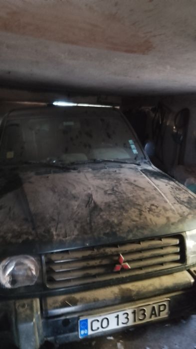 Mitsubishi pajero 2.5tdi(може и подоговаряне)