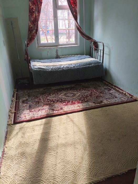 Чиланзар-24 дом 45 2/1/4 балкон 1,5х6