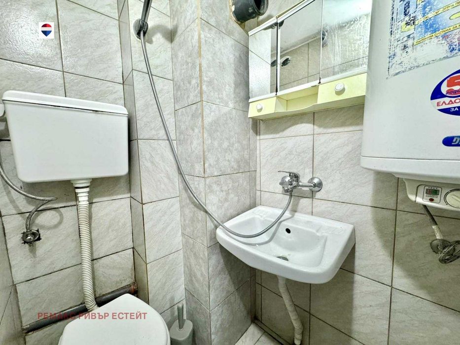 Градска къща на два етажа за продажба топ център гр. Русе