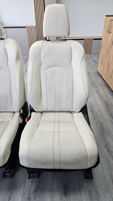 Седалки за Lehus RX 450h
