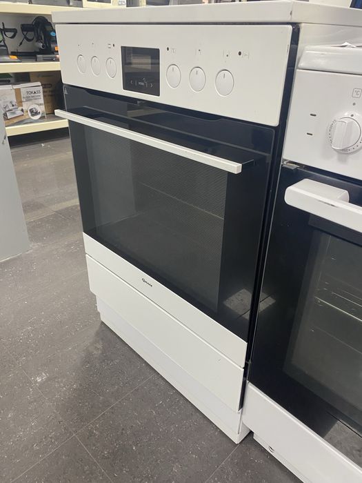 Свободностояща печка Gram Kip 17256 N с пиролиза