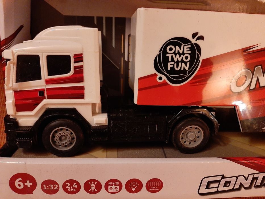 Camion cu telecomanda