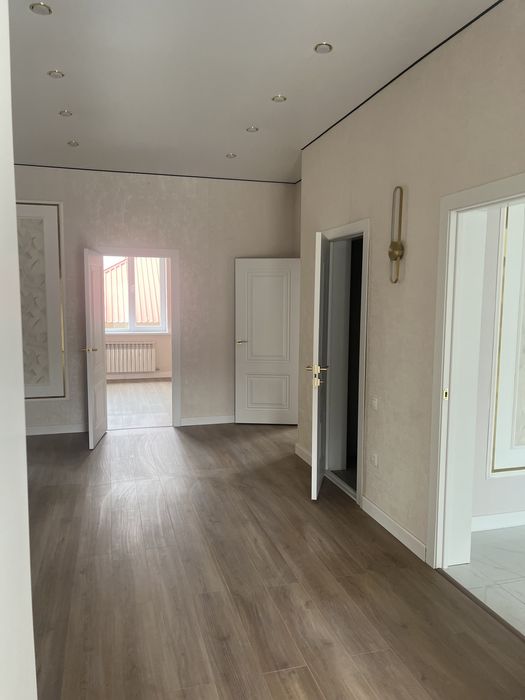 Сатылымда уйлер бар