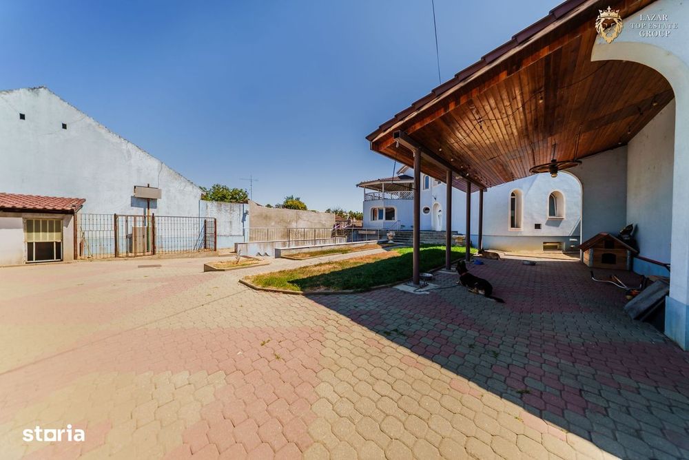 Vila zona Parneava