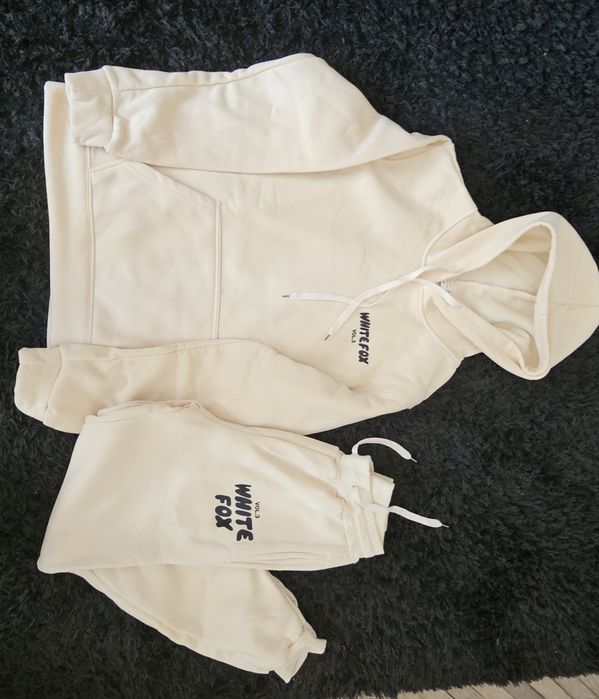 Haine UK noi cu eticheta preturi 30-80 lei Geci Pulovere de calitate