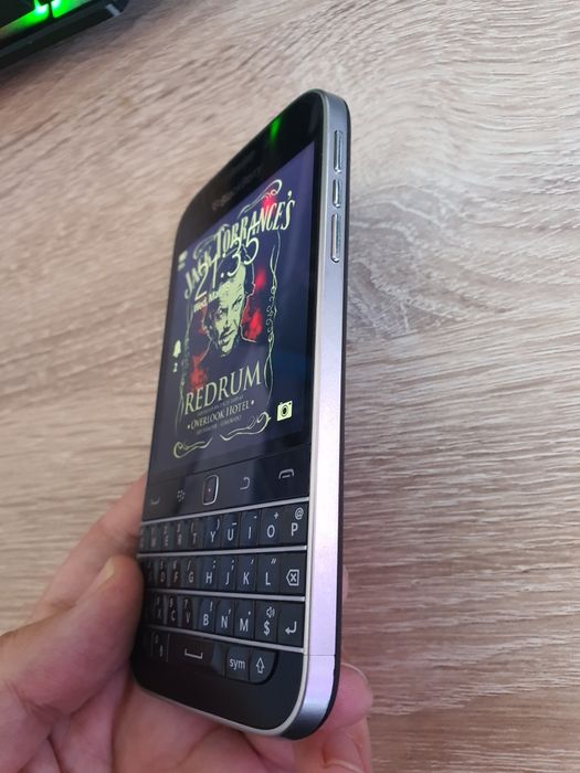 BlackBerry Classic Q20-impecabil!