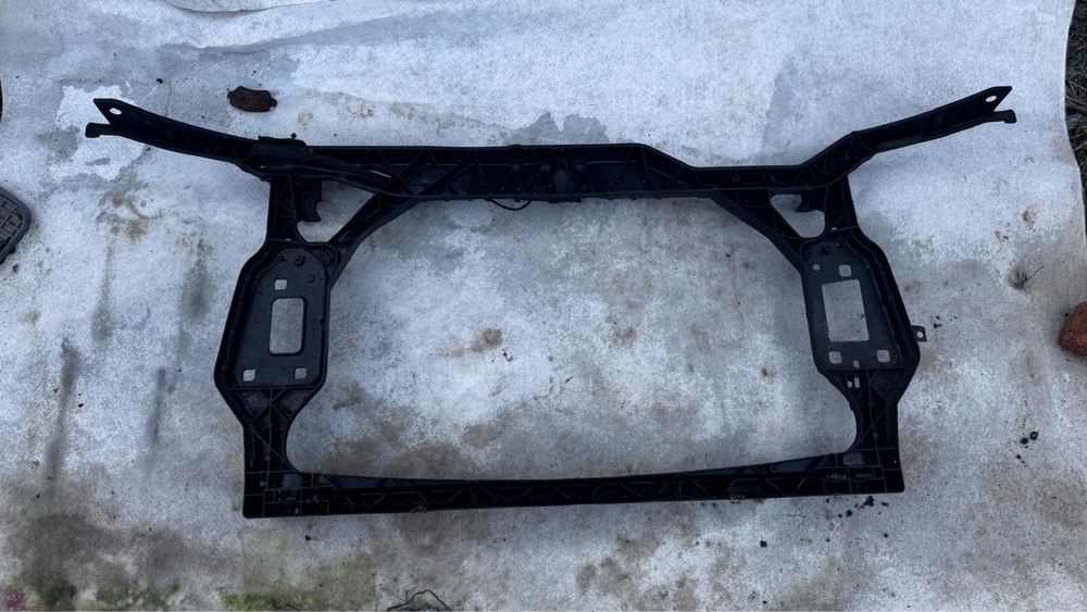 Trager Audi A4/A5 B8 an:2007-2011